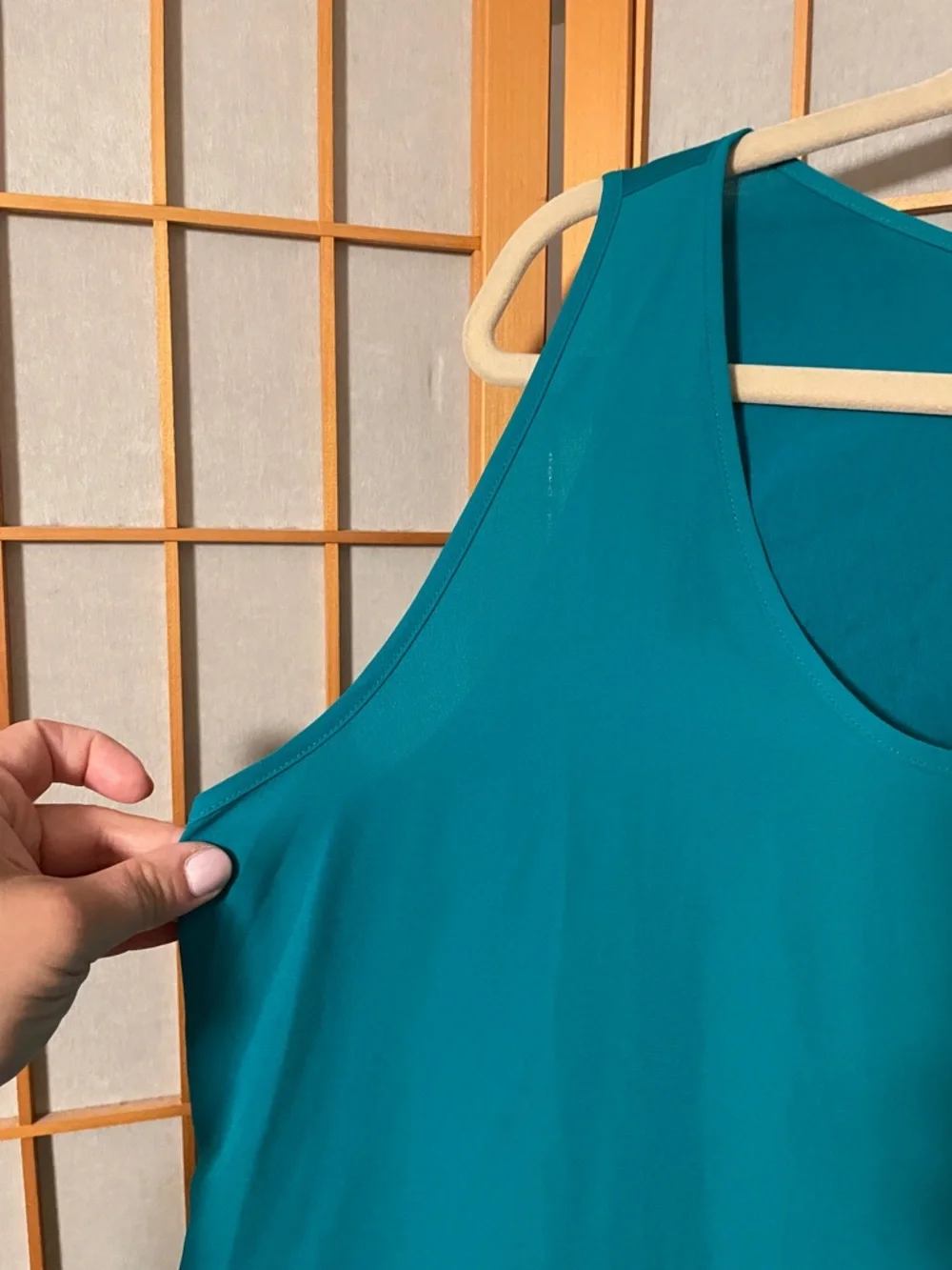 LOFT Outlet Teal V-Neck Sleeveless Flowy Mixed Media Tank Top Size L - Picture 4 of 8
